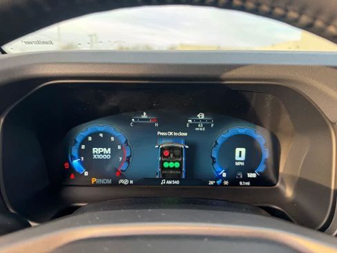 New 2025 Ford Bronco Badlands w/ Sasquatch Package AWD/4WD image 8