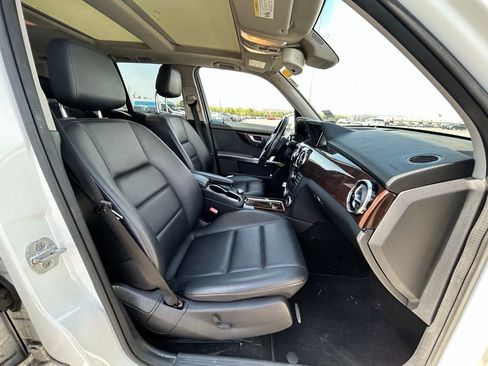 Used 2013 Mercedes-Benz GLK 350 4MATIC image 10