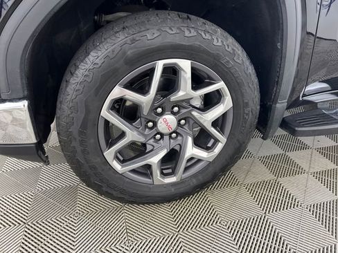 Used 2023 GMC Sierra 1500 SLT AWD/4WD image 26
