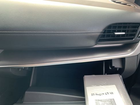 Used 2023 Nissan Rogue SV image 31