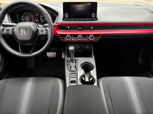 Used 2025 Honda Civic Sport image 16
