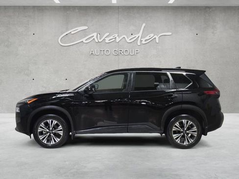 Used 2023 Nissan Rogue SV image 13