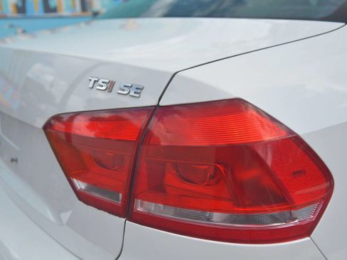 Used 2014 Volkswagen Passat 1.8T SE image 27