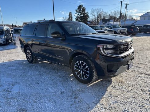 Certified 2025 Ford Expedition Max Platinum image 10