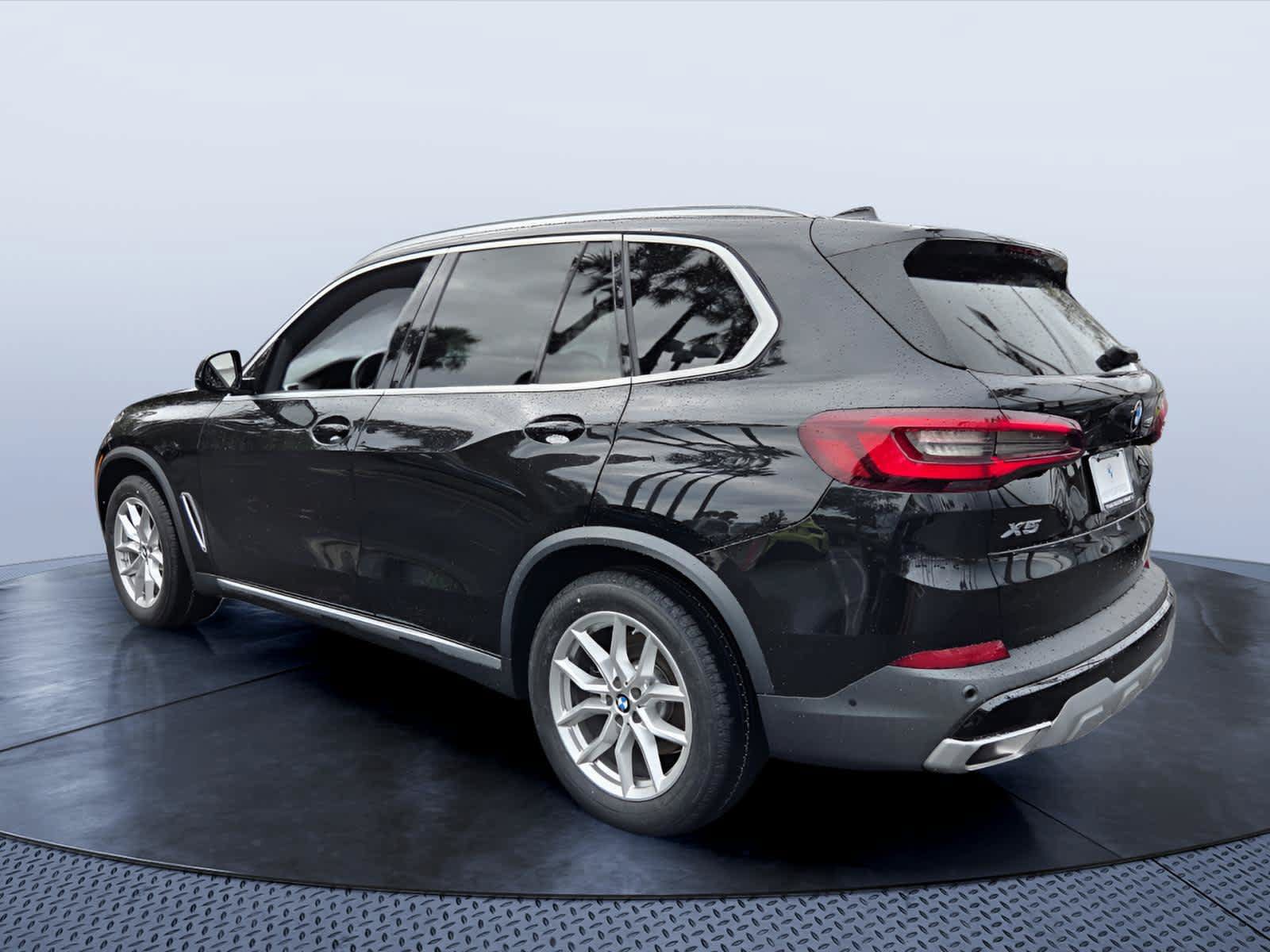 Used 2023 BMW X5 sDrive40i w/ Premium Package RWD image 5