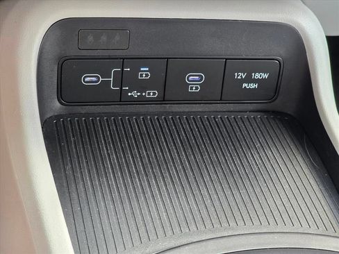 Used 2025 Hyundai Kona SEL AWD/4WD image 19