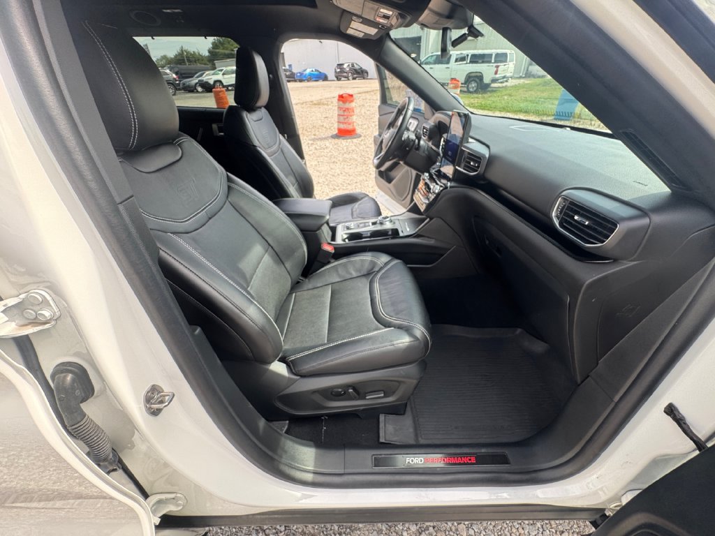 Used 2023 Ford Explorer ST w/ Equipment Group 401A AWD/4WD image 26