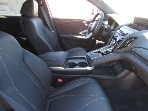 New 2026 Acura RDX SH-AWD image 9