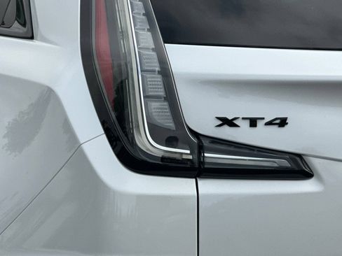 Used 2025 Cadillac XT4 Sport w/ LPO, Onyx Lite Package FWD image 49
