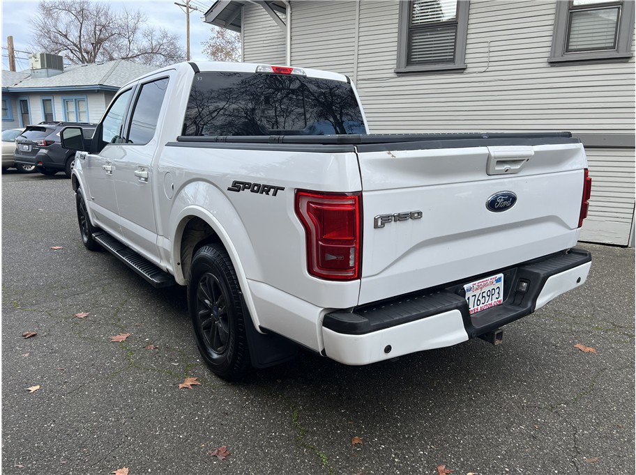 Used 2017 Ford F150 Lariat RWD image 4