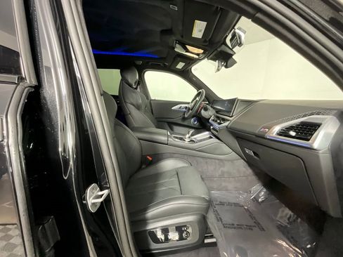 Used 2025 BMW XM image 21