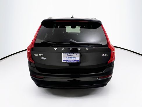 Used 2023 Volvo XC90 B5 Core AWD/4WD image 6