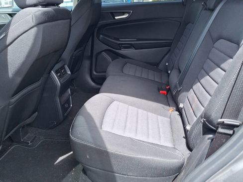 Used 2022 Ford Edge SE w/ Black Appearance Package AWD/4WD image 14