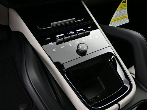 New 2026 Porsche Cayenne E-Hybrid image 10