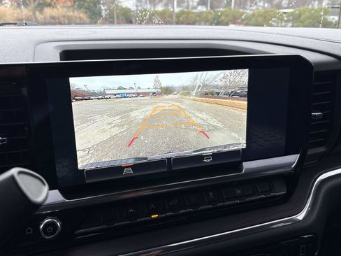 Certified 2024 GMC Sierra 1500 SLT image 22