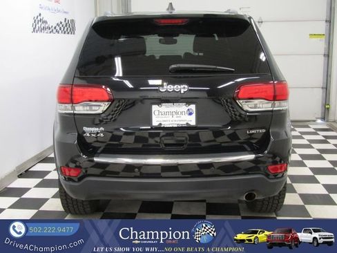 Used 2020 Jeep Grand Cherokee Limited w/ Luxury Group II image 16