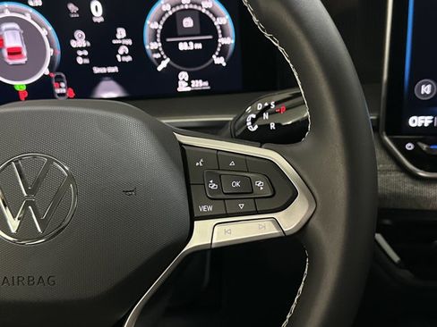 New 2026 Volkswagen Tiguan S FWD image 30