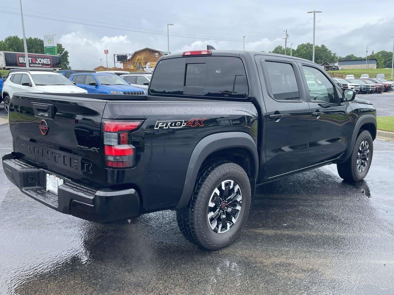 Used 2024 Nissan Frontier PRO-4X AWD/4WD image 22