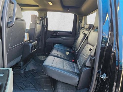 New 2026 Chevrolet Silverado 2500 ZR2 AWD/4WD image 16