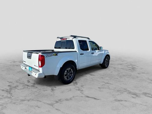 Used 2018 Nissan Frontier PRO-4X AWD/4WD image 8