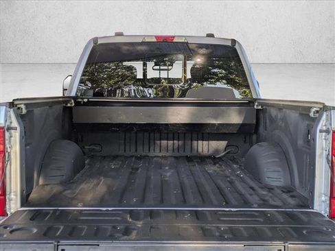 Used 2022 Ford F250 Platinum w/ Tremor Off-Road Package image 6