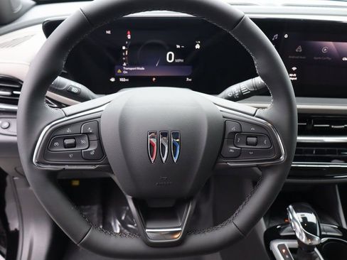 New 2026 Buick Envista Avenir FWD image 13