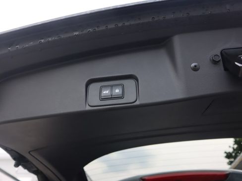 Used 2021 Nissan Rogue SL AWD/4WD image 23