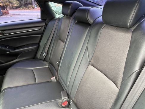 Used 2019 Honda Accord Sport image 18