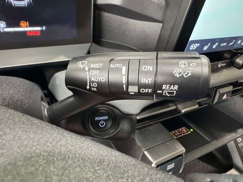 Used 2026 Toyota RAV4 AWD image 32