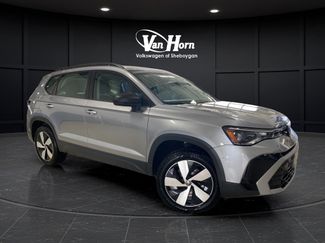 Used 2025 Volkswagen Taos S AWD/4WD video 1