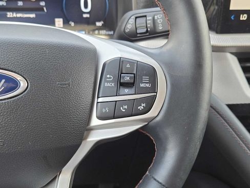 Used 2025 Ford Explorer Active w/ Active Comfort Package AWD/4WD image 24
