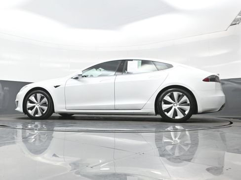 Used 2021 Tesla Model S Long Range AWD/4WD image 32