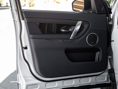 New 2024 Land Rover Discovery Sport S image 12