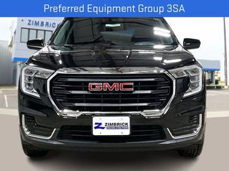 Certified 2024 GMC Terrain SLE video 2
