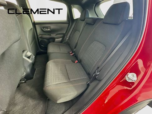 Used 2025 Honda HR-V Sport image 31