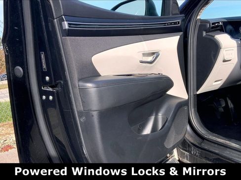 Used 2024 Hyundai Tucson Limited image 24