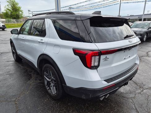 New 2026 Ford Explorer ST w/ Sun And Sound Package AWD/4WD image 5