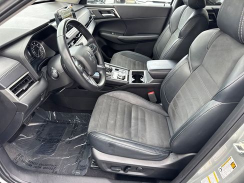 Used 2024 Mitsubishi Outlander SE image 26