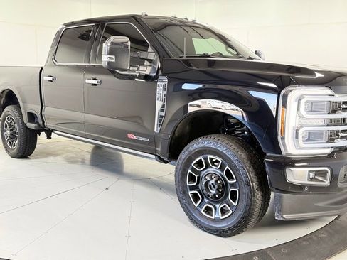 Used 2024 Ford F350 Platinum image 1