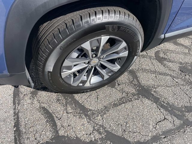 Used 2026 Chevrolet Equinox LT w/ LPO, Floor Liner Package AWD/4WD image 13