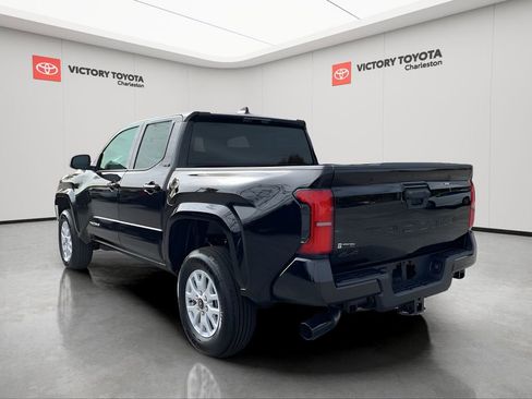 New 2025 Toyota Tacoma SR5 image 4
