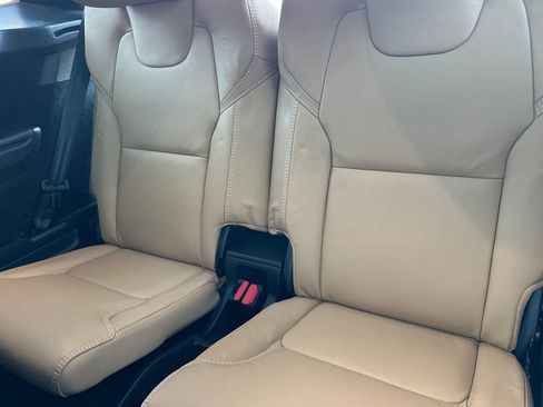 Certified 2023 Volvo XC90 T8 Ultimate w/ Lounge Package image 18