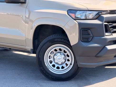 Used 2023 Chevrolet Colorado W/T RWD image 2