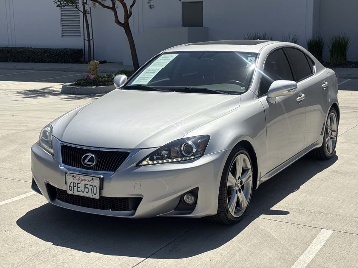 Used 2011 Lexus IS 250 w/ Premium Pkg Value Edition RWD image 7