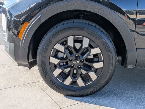 Certified 2025 Hyundai Santa Cruz SEL image 13