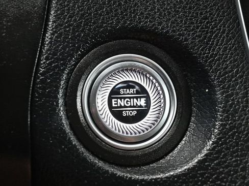 Used 2022 Mercedes-Benz GLC 300 image 22
