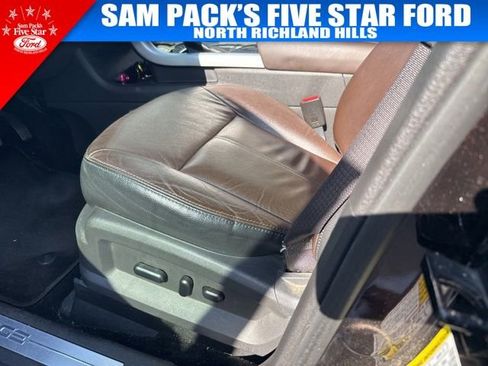 Used 2013 Ford Edge Limited w/ Driver Entry Pkg image 9