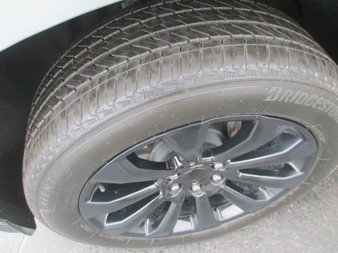 Certified 2025 Chevrolet Tahoe RST w/ Comfort Package image 12