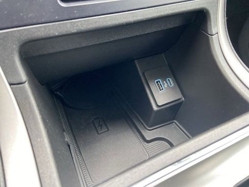 Used 2022 Ford Edge SEL w/ Convenience Package image 18