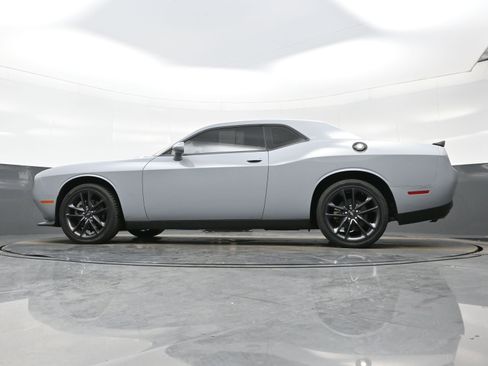 Used 2022 Dodge Challenger GT w/ Plus Package AWD/4WD image 28